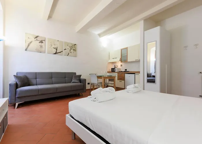 Santa Croce Nest Φλωρεντία